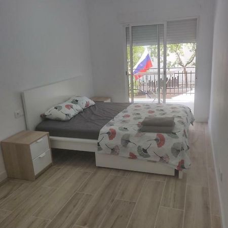 Апартаменты Salou Lovely 2 Bed 2 Bath Near To Beach: Amposta Экстерьер фото